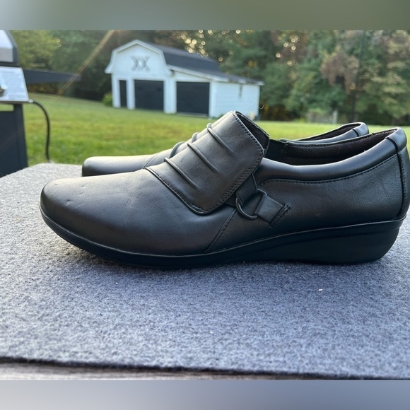 Clarks Women’s Size 9.5 Hop Roxanne Black Slip On Shoes - Picture 3 of 7